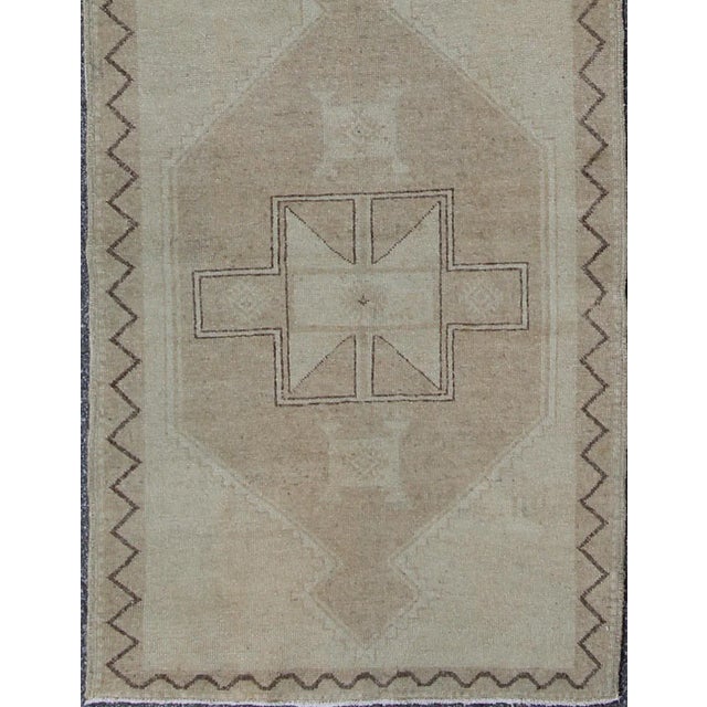 Traditional Vintage Oushak Runner With Neutral Colors, Taupe, Ivory, Tan and Light Brown 3'8" X 13'2" For Sale - Image 3 of 7