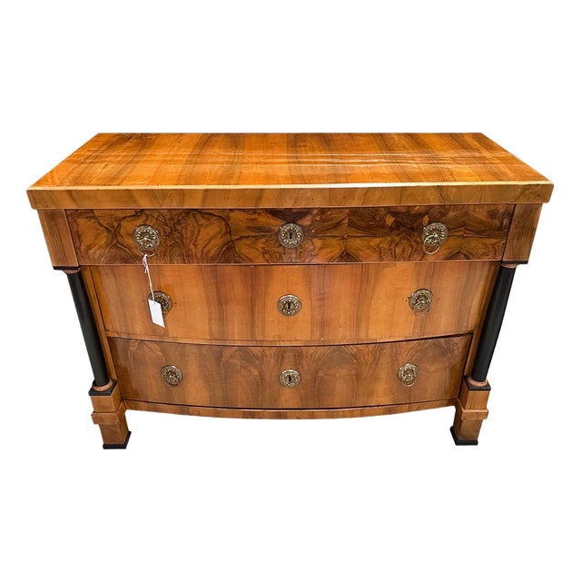 Biedermeier Walnut Chest of Drawers, 1840 For Sale