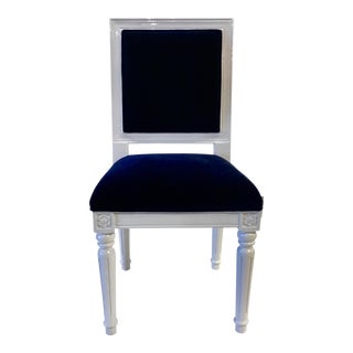 Worlds Away Modern Navy Blue Velvet Scarsdale Side Chair For Sale