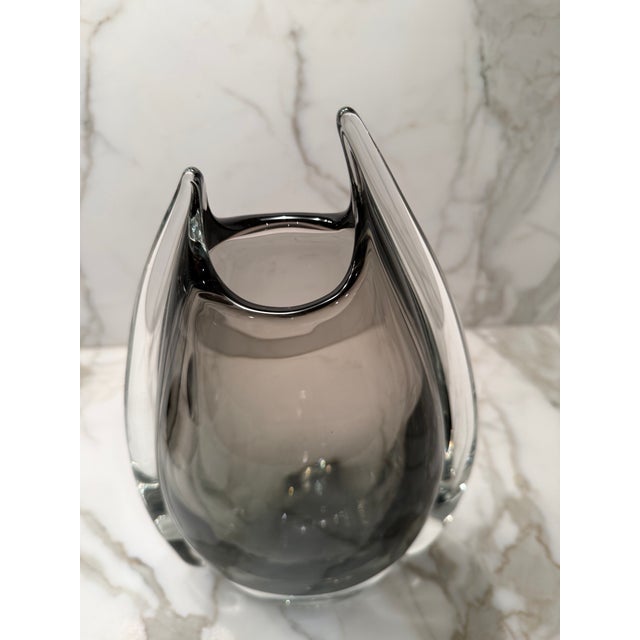 Glass Global Views Italian Hand Blown Glass Fin Vase Retail $1950 For Sale - Image 7 of 9