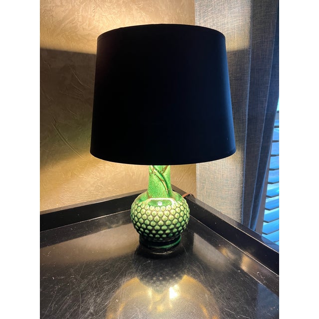 Vintage Mid-Century Modern Green Hobnail Ceramic Table Lamp With Black & Gold Shade For Sale - Image 4 of 6