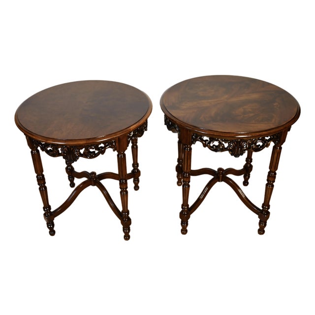 1930s Antique French Style Burl Mahogany Wood Side Tables Accent Round Tables For Sale