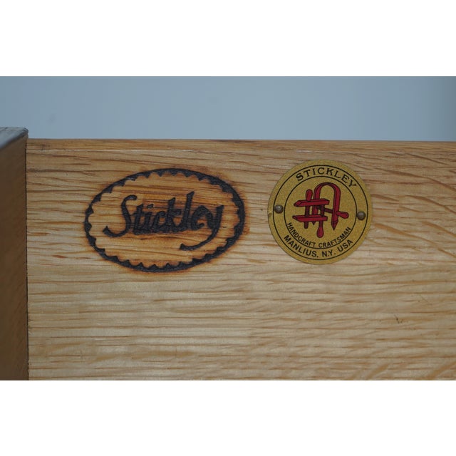 Stickley Mission Oak Arts & Crafts China Cabinet For Sale - Image 16 of 18