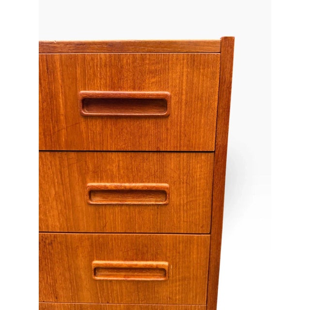 Mid-Century Danish Modern Teak Tallboy Dresser | Chest of Drawers With Carved Pulls For Sale - Image 11 of 15