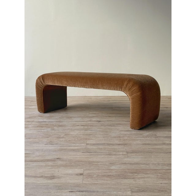 Mid-Century Modern 1980s Waterfall Bench in Champagne Cut Mohair For Sale - Image 3 of 10
