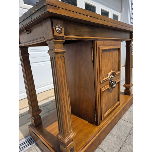 Mid-Century Modern 1960s Vintage Thomasville Lion’s Head Walnut Hardwood Credenza / Buffet / Serving / Server Table With Flip Top on Wheels For Sale - Image 3 of 17