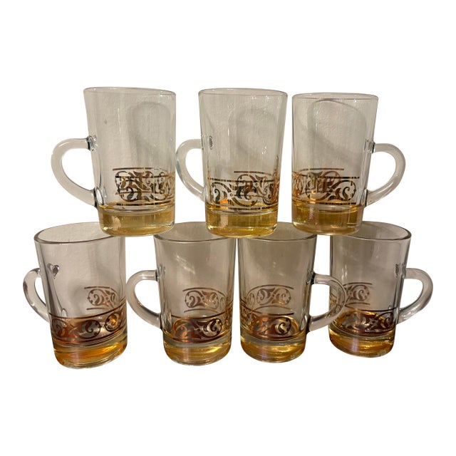 Vintage Italian Gold Scroll Glass Mugs | Mid-Century Modern Barware | Set of Seven | Made in Italy For Sale