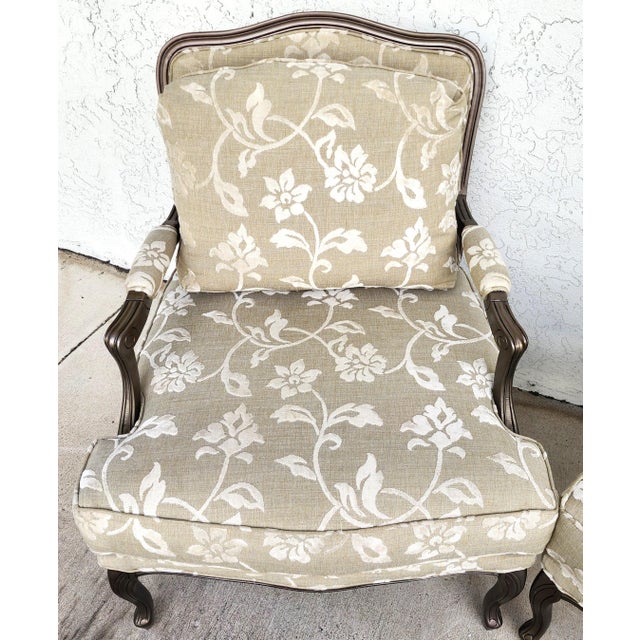 French Country Vintage French Louis XV Armchairs Damask Linen Pair For Sale - Image 3 of 16