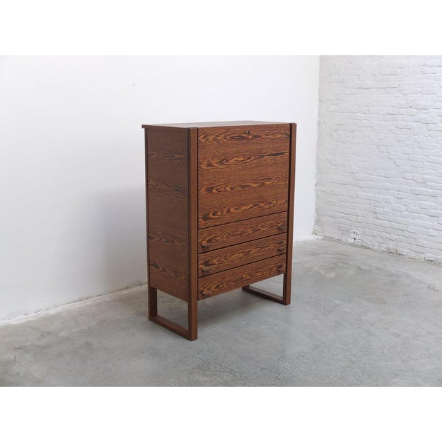 Rare bar cabinet produced by N-Line in Belgium around 1966. Very high quality manufacturing and finished in a decorative...