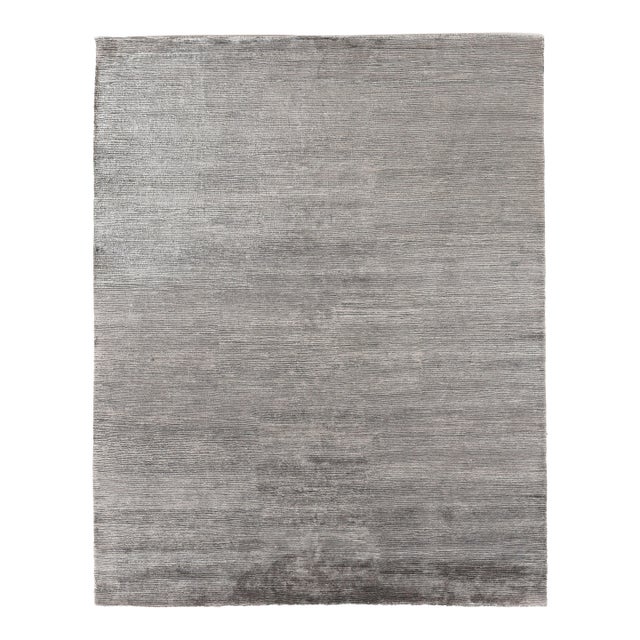 Exquisite Rugs, Maxwell, Hand knotted, Bamboo/Silk, Silver/Dark Silver (8'x10') Area Rug For Sale