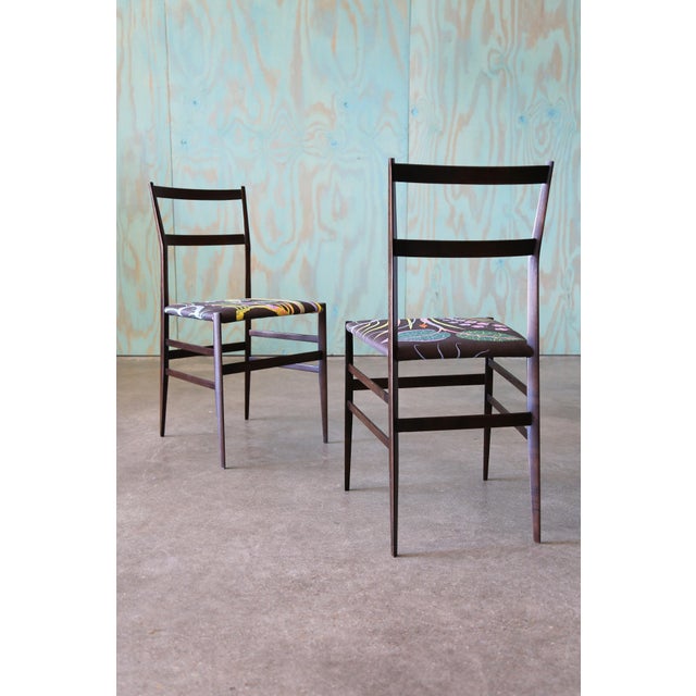 1950s Gio Ponti Super Leggera Chairs New Josef Frank Hawaii Fabric, Attributed For Sale - Image 9 of 16