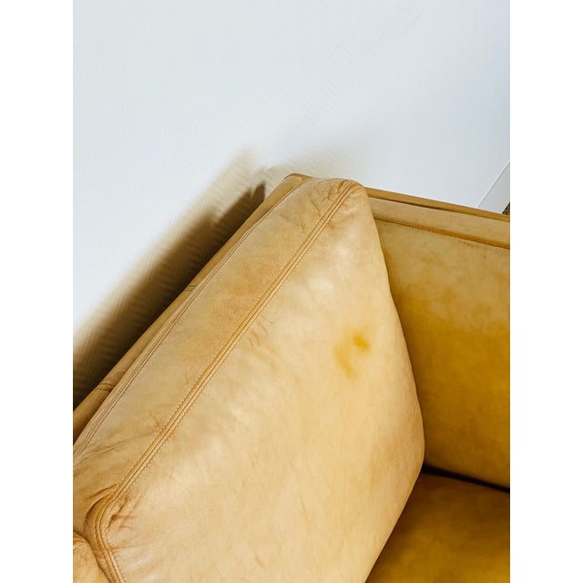 Vintage Scandinavian Sofa in Beige Leather and Wood from Stouby, 1960s For Sale - Image 17 of 18