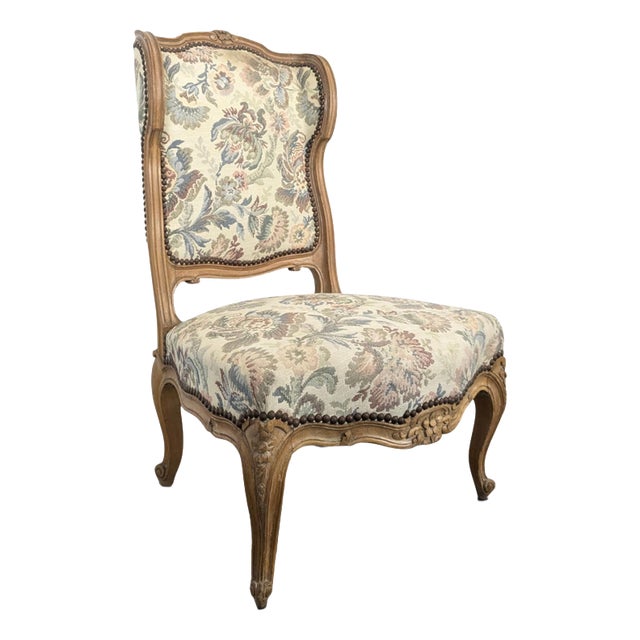 Louis XV Style Longue Chair in Wood with Floral Fabric For Sale