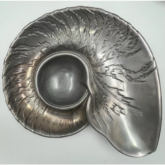 Chinoiserie Vintage Arthur Court Nautilus Shell Aluminum Chip & Dip Server For Sale - Image 3 of 6
