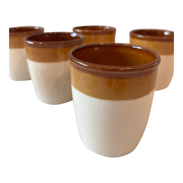 Set of 5 vintage ceramic crock cups with graduated brown bands at the top. Perfect for coffee or dessert!