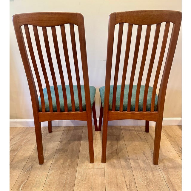 Mid-Century Modern Set of Two Teak, Slat-Back, Mid 20th Century Dining Chairs by Benny Linden, Rare Six Rails For Sale - Image 3 of 7