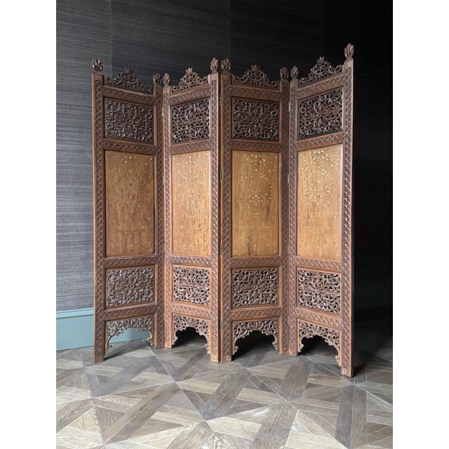 Anglo-Indian Hardwood Calypso Screen, 1890s For Sale - Image 4 of 10