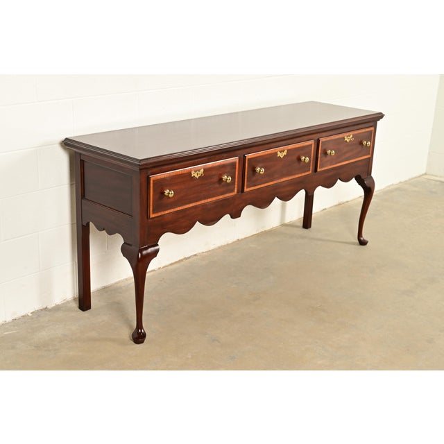 Late 20th Century Henkel Harris Queen Anne Solid Mahogany Sideboard Credenza For Sale - Image 5 of 15