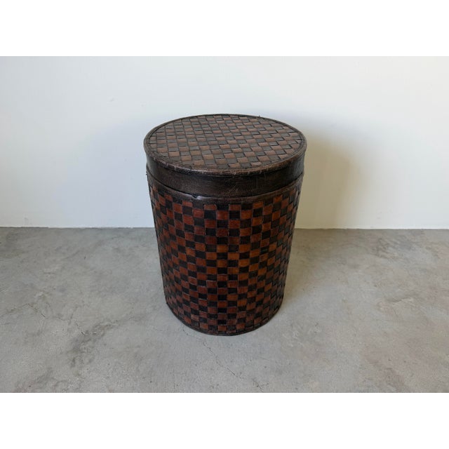 1990s 1990s Vintage Woven Leather Checkered Brown Storage Side Table With Removable Lid For Sale - Image 5 of 12