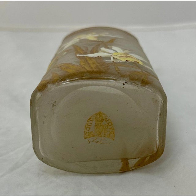 French Early 20th Century Mont Joy Art Glass Vase For Sale - Image 3 of 12