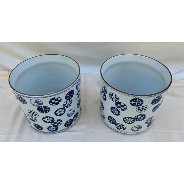 1990s Vintage Japanese Hand Painted Ceramic Cachepots- Set of 2 For Sale - Image 5 of 9