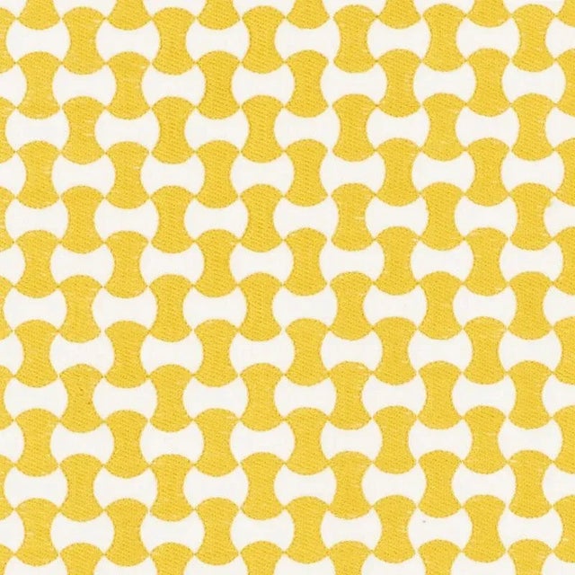 A crisp, graphic embroidered pattern that's durable and versatile enough for a wide range of upholstery uses. Minimum...