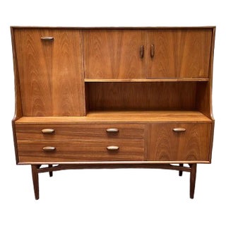 Mid Century Modern Teak Midboard / Cocktail Credenza by G-Plan c.1960 For Sale