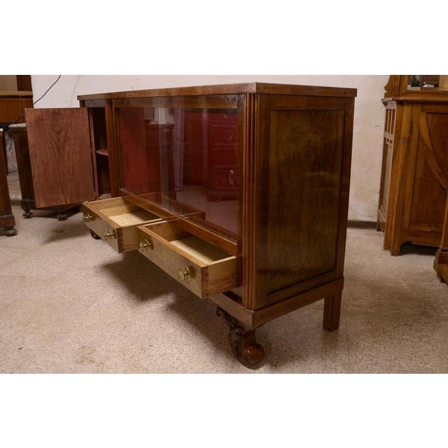 Art Deco Sideboard in Walnut Briar with Sliding Glass, Italy, 1940s For Sale - Image 3 of 8