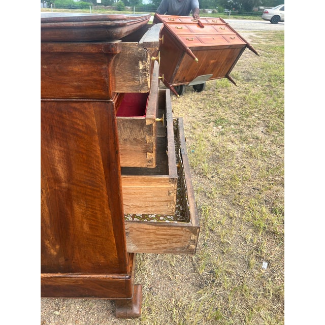 French 19th Century Louis Philippe Walnut Chest of Drawers For Sale - Image 11 of 12