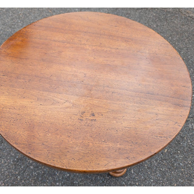 Early 20th Century Italian Walnut Round Occasional Table in Renaissance Revival Style For Sale - Image 12 of 18