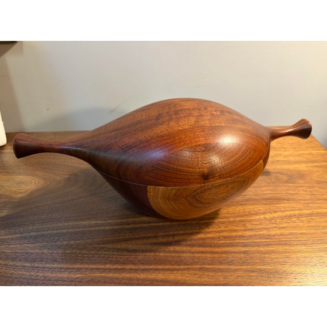 Wood 1960s Daniel Loomis Valenza Carved Wood Lidded Box For Sale - Image 7 of 12