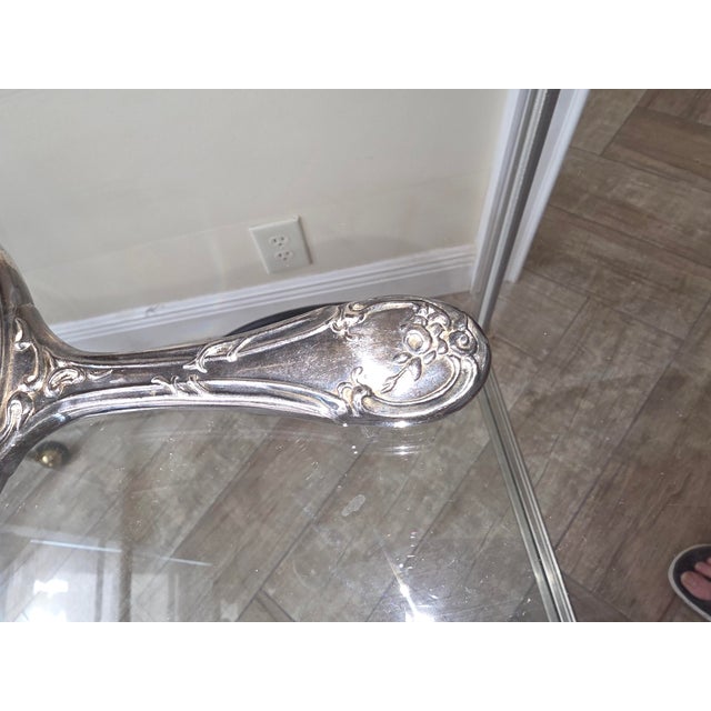 1900 - 1909 Silverplated Hand Mirror Decorated With a Cherub For Sale - Image 5 of 10