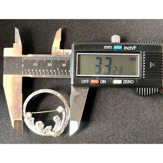 Art Deco Antique 14 Karat Pin or Brooch in White Gold Diamond Circle For Sale - Image 3 of 12