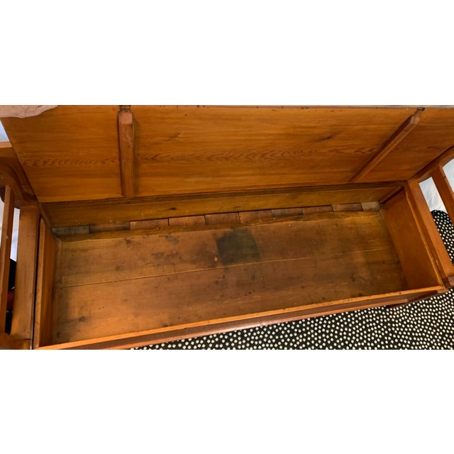 Late 19th Century Mennonite Pine Shloof For Sale - Image 4 of 7