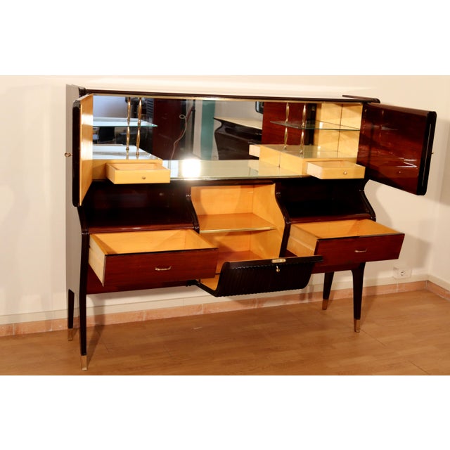 Mid-Century Sideboard in Mahogany, Rosewood and Maple by Osvaldo Borsani, Italy, 1950s For Sale - Image 10 of 18