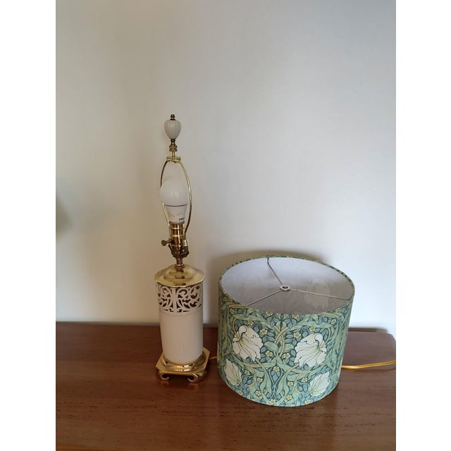 1950s 1950s Lenox Lamp With William Morris Pimpernel Shade For Sale - Image 5 of 8