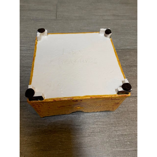 Mottled Yellow Gold and Navy Blue Ceramic Box For Sale - Image 4 of 5