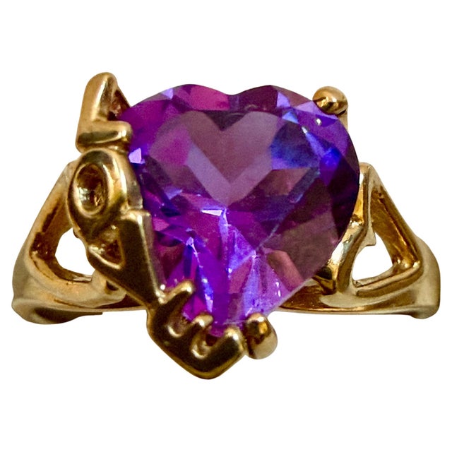 4 Carat Heart Shape Amethyst Love Cocktail Ring in 18 Karat Yellow Gold For Sale - Image 15 of 18