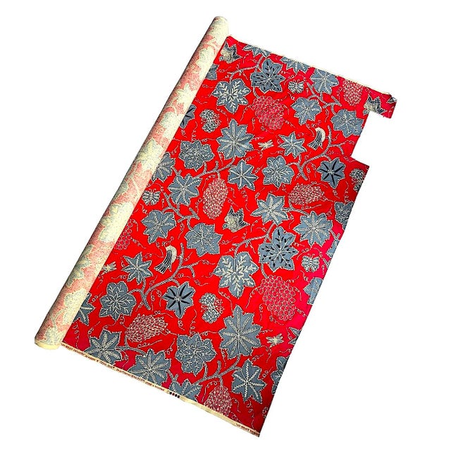 Offered is a smashing upholstery fabric remnant from China Seas/Quadrille Fabrics in their iconic Les Oiseaux Enchantes...