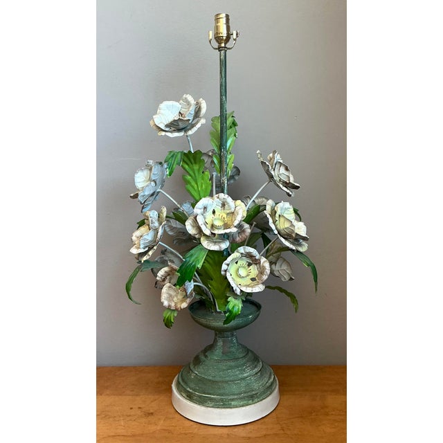 Vintage Hand Painted Tole Bouquet Lamp For Sale In West Palm - Image 6 of 12