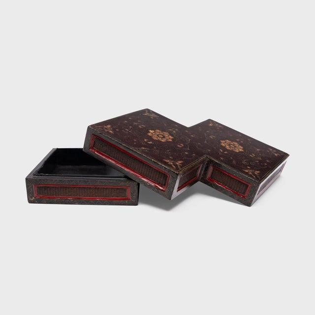 Chinese Chinese Finely Woven Coupled Presentation Box, C. 1800 For Sale - Image 3 of 4
