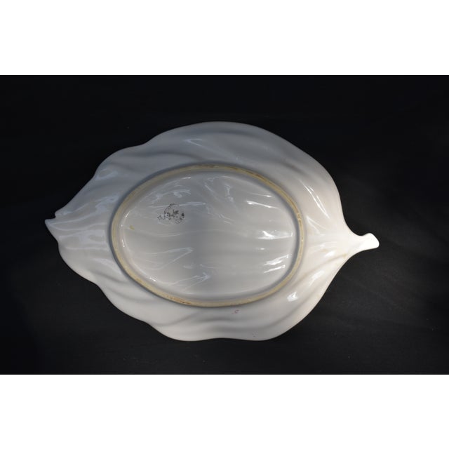 1970s White Porcelain Leaf Platter For Sale In New Orleans - Image 6 of 8