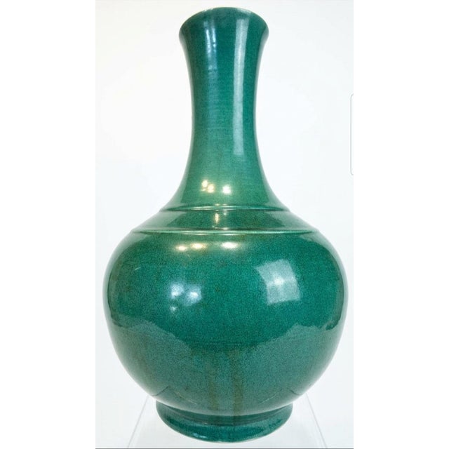 Late 18th Century Apple-Green Crackle-Glazed Porcelain Bottle Vase, Qing Dynasty, 18th Century With Two Rings For Sale - Image 5 of 5