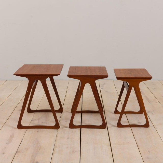 Mid-Century Modern Vintage Danish Nesting Tables in Teak by Johannes Andersen for CFC Silkeborg, 1960s, Set of 3 For Sale - Image 3 of 17
