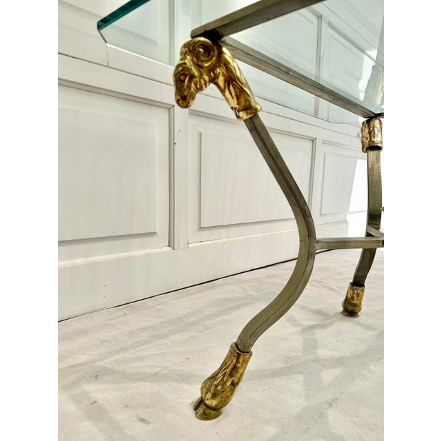 Labarge Mid-Century Ram’s Head Glass Side Table in the Style of Maison Jansen / LaBarge For Sale - Image 4 of 12