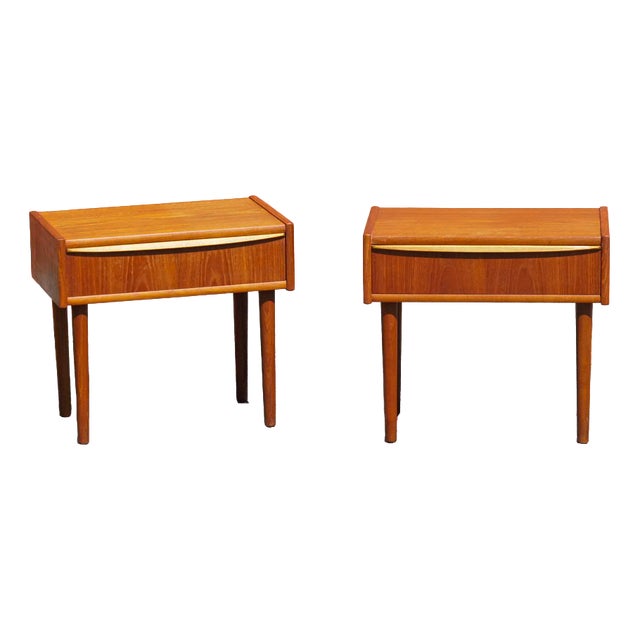 Vintage Teak Veneer Bedside Tables, Denmark, 1960, Set of 2 For Sale