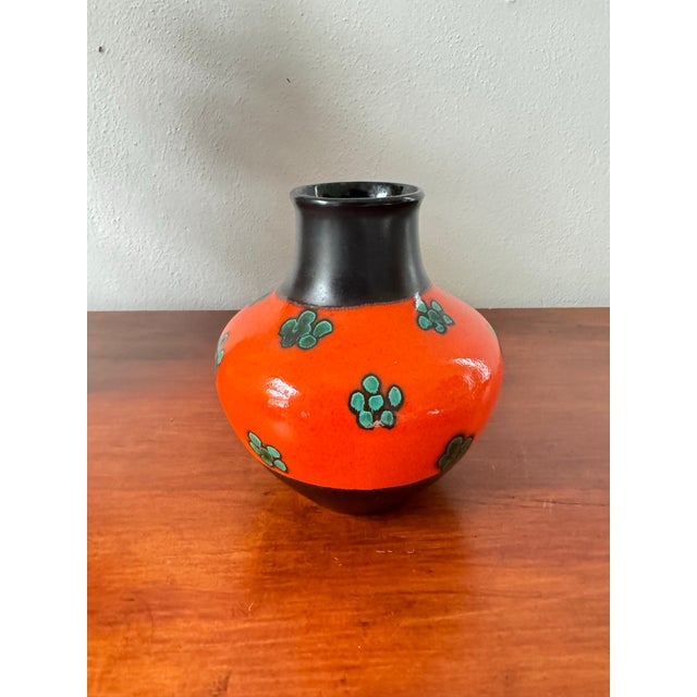 Mid 20th Century Carstens Tönnieshof Vintage Mid Century West German Orange Vessel With Teal Flowers For Sale - Image 5 of 8