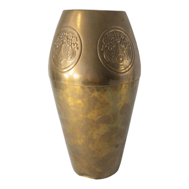 Early 20th Century German Art Nouveau Jugendstil Wmf Hammered Brass Vase For Sale