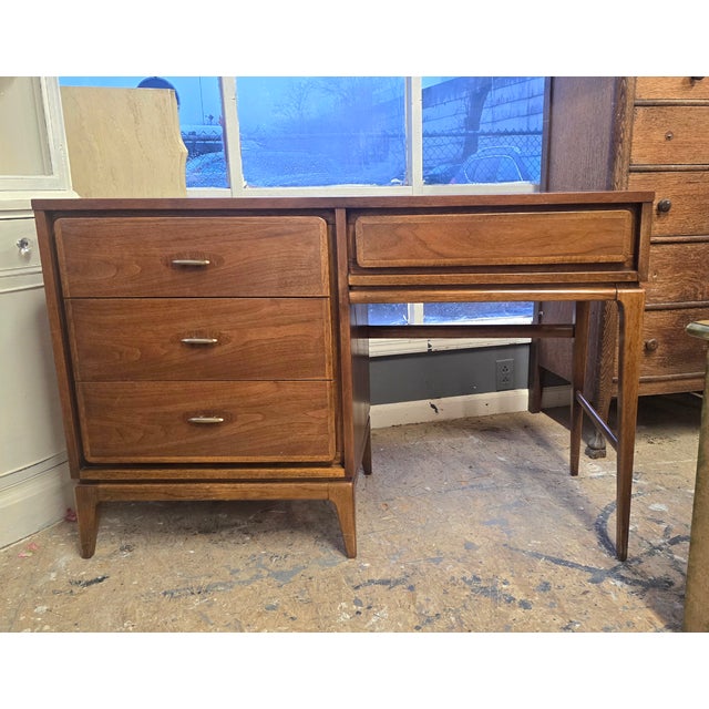1960s Mid Century Modern Kent Coffey Walnut Desk For Sale In New York - Image 6 of 12