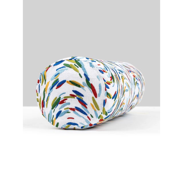 Like its namesake, Fountain features 4 different harmonious color palettes, embroidered in a splashy motif onto linen for...